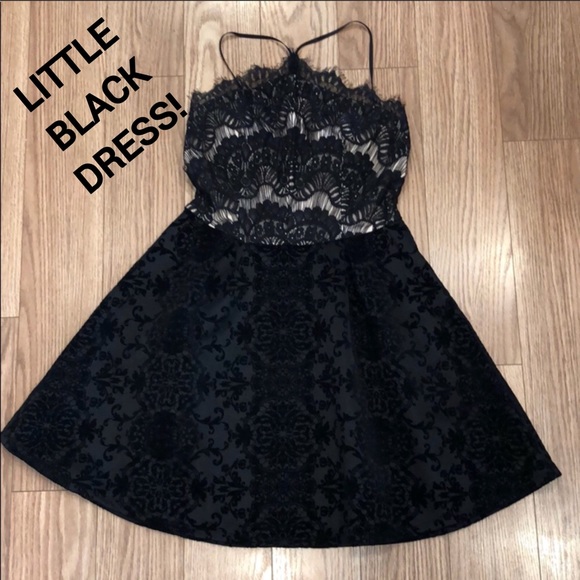Trixxi Dresses & Skirts - Beautiful fit and flare dress!!!
